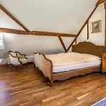 Romantisches Zur Post Otel