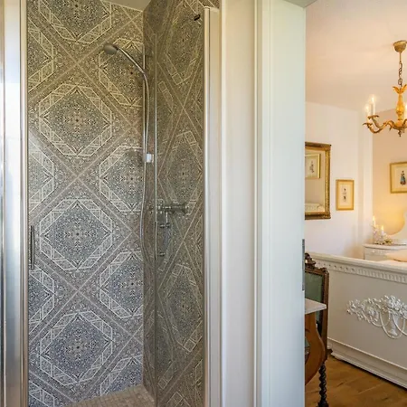 苏尔波斯特罗曼蒂克丝酒店 3*