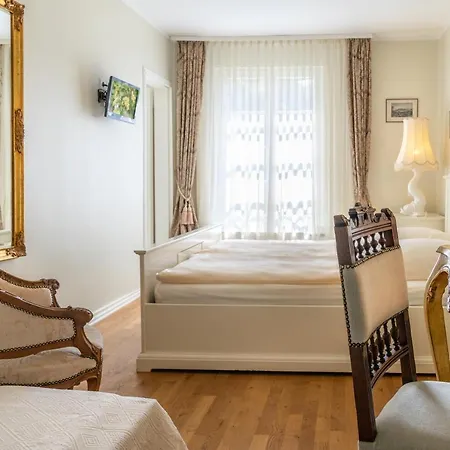 苏尔波斯特罗曼蒂克丝酒店 布罗登巴赫