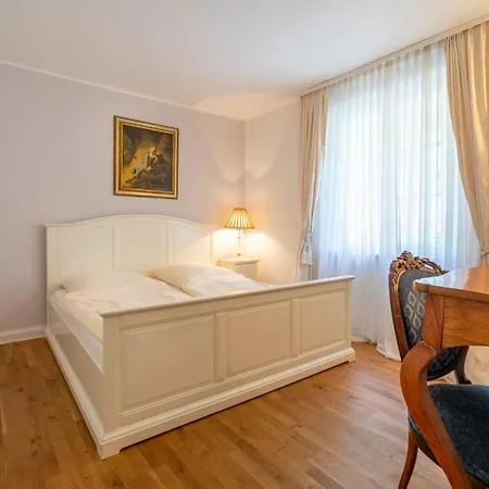 Romantisches Zur Post