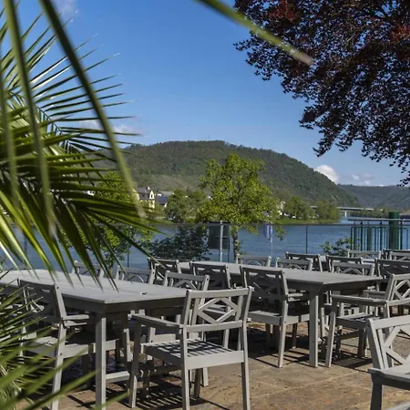 苏尔波斯特罗曼蒂克丝酒店 布罗登巴赫